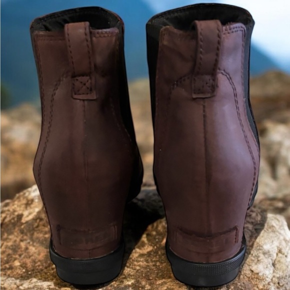 Sorel Joan of Arctic Women’s Wedge ll Chelsea Boot in Wine. Size 10. - Picture 6 of 8